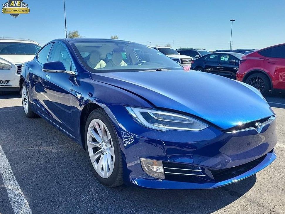 TESLA MODEL S 2018 5YJSA1E27JF245323 image